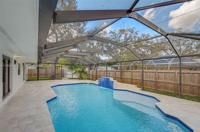 7505 SW 167th St, Palmetto Bay, FL 33157