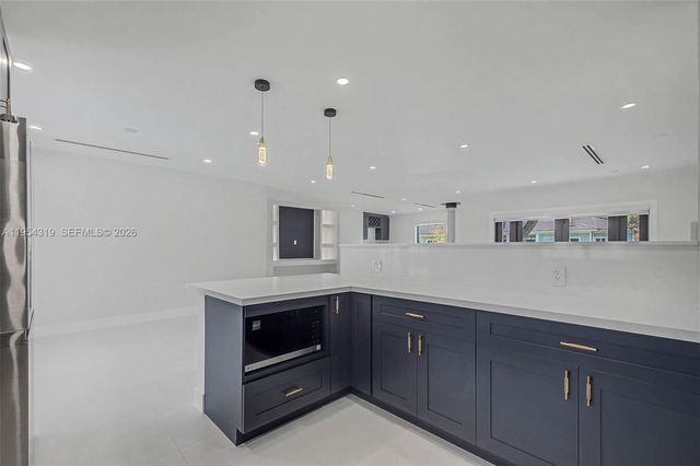 7505 SW 167th St, Palmetto Bay, FL 33157