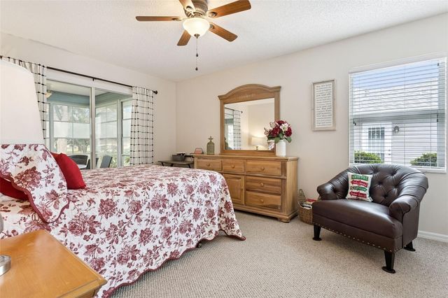 5641 LAVER STREET, Leesburg, FL 34748