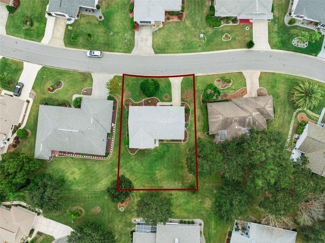 5641 LAVER STREET, Leesburg, FL 34748