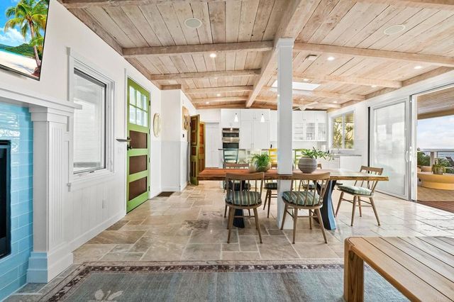 1615 Ocean Front Street, San Diego, CA 92107