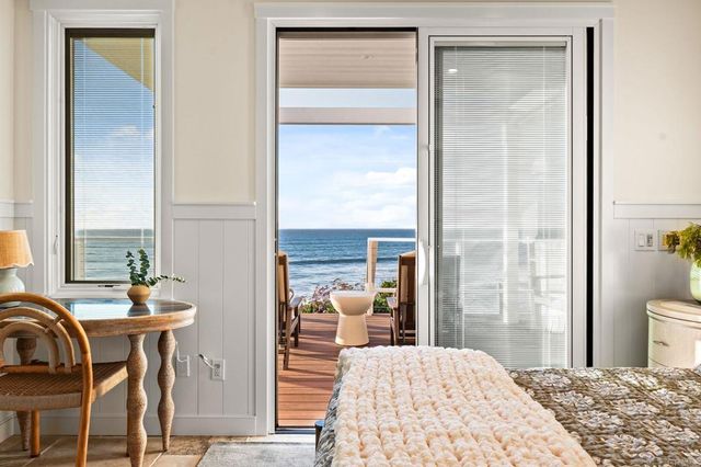 1615 Ocean Front Street, San Diego, CA 92107