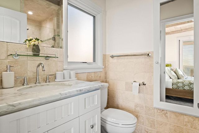 1615 Ocean Front Street, San Diego, CA 92107