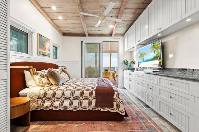 1615 Ocean Front Street, San Diego, CA 92107