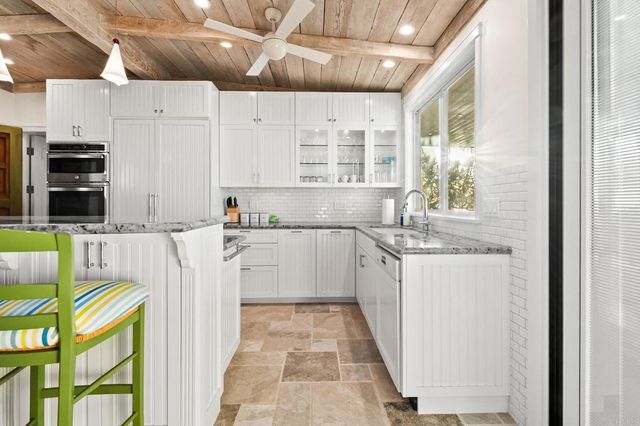 1615 Ocean Front Street, San Diego, CA 92107