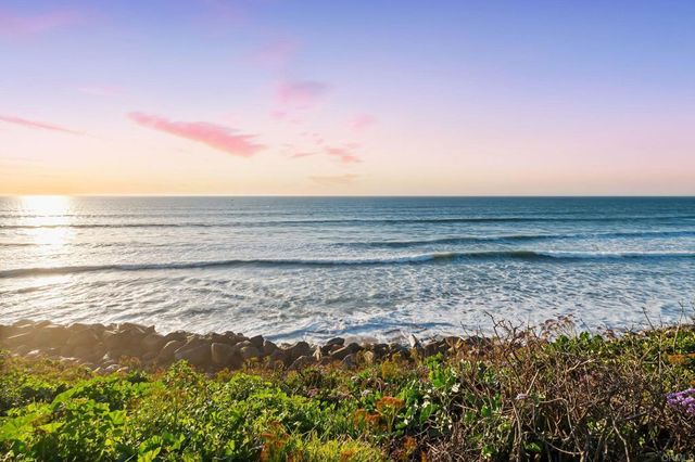 1615 Ocean Front Street, San Diego, CA 92107