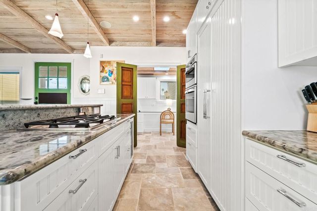 1615 Ocean Front Street, San Diego, CA 92107