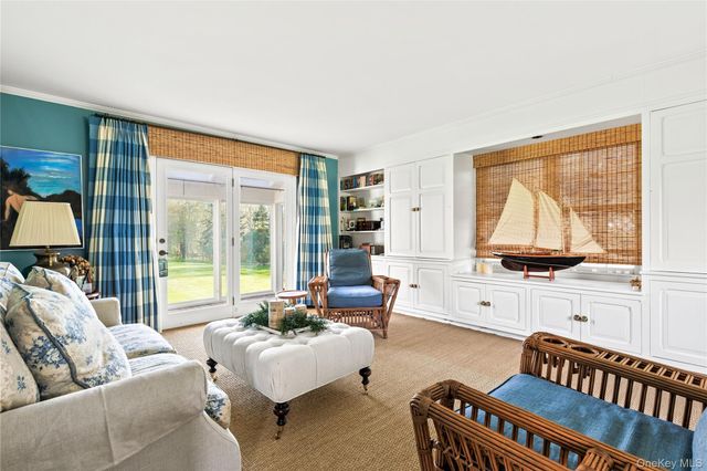 1 Redbrooke Place, Armonk, NY 10504