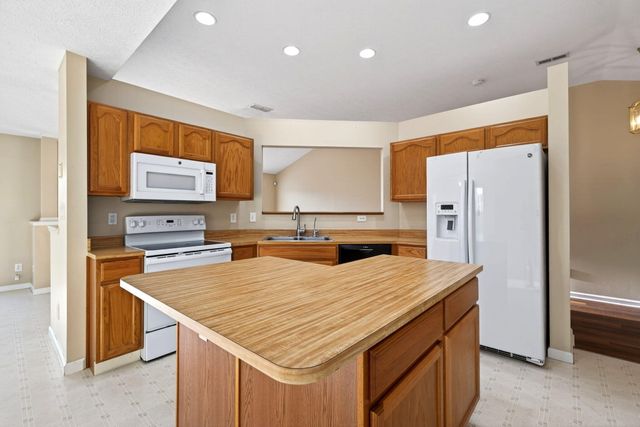 1200 Whitetail Drive 1200 Whitetail Drive, Fairborn, OH 45324