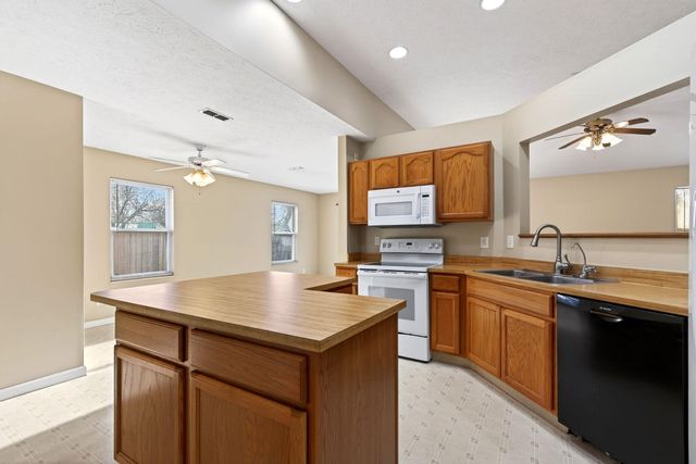 1200 Whitetail Drive 1200 Whitetail Drive, Fairborn, OH 45324