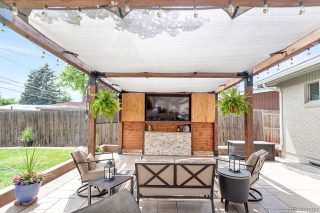 250 W Midway Boulevard, Broomfield, CO 80020