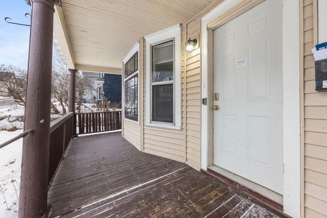 680 Lawson Avenue E, Saint Paul, MN 55106