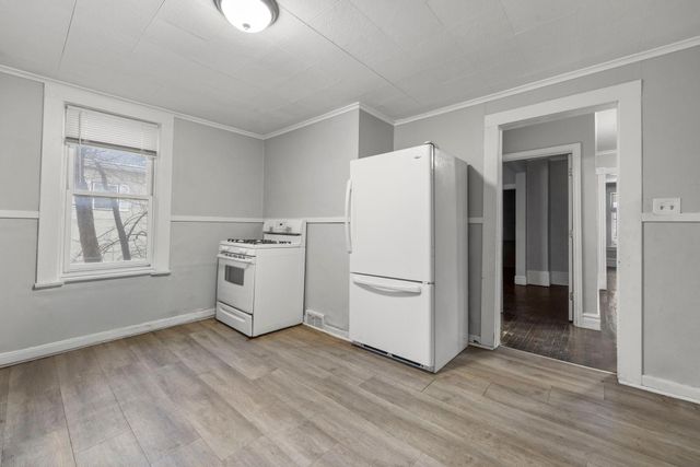 680 Lawson Avenue E, Saint Paul, MN 55106