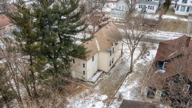 680 Lawson Avenue E, Saint Paul, MN 55106