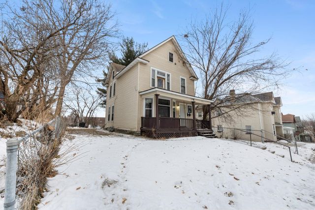 680 Lawson Avenue E, Saint Paul, MN 55106