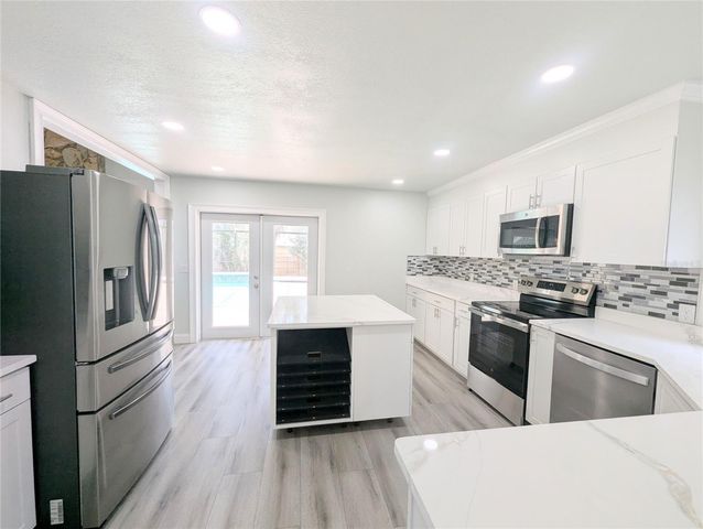 4124 BARRET AVENUE, Plant City, FL 33566
