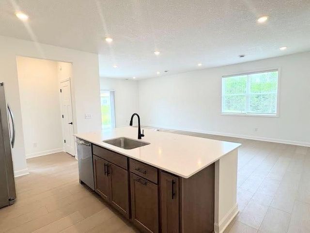 732 Vista Court, Hanover, MN 55341