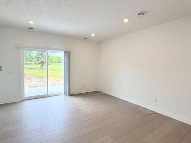732 Vista Court, Hanover, MN 55341