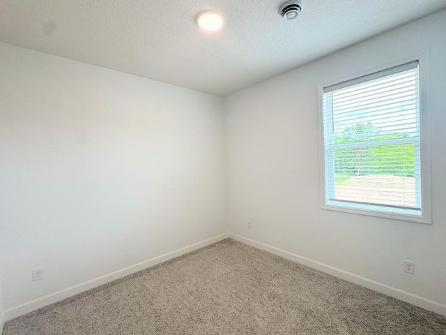 732 Vista Court, Hanover, MN 55341