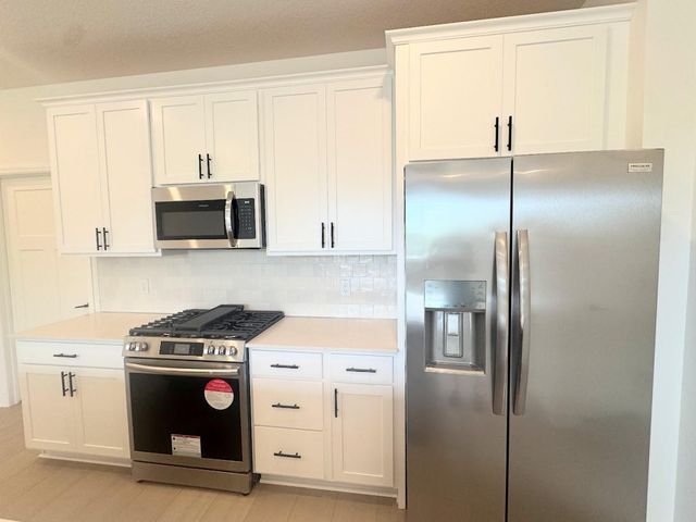 732 Vista Court, Hanover, MN 55341