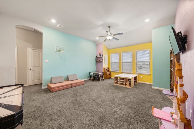 2924 Gilchrist Drive, Waco, TX 76655