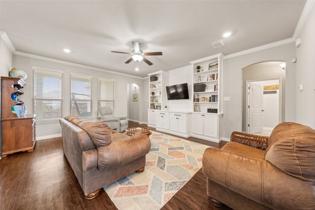 2924 Gilchrist Drive, Waco, TX 76655