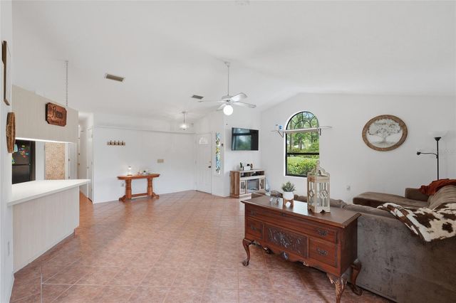 17026 SOUTHSIDE COURT, High Springs, FL 32643