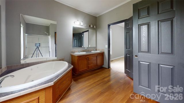 10 Betty's Drive, Waynesville, NC 28786