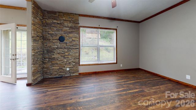 10 Betty's Drive, Waynesville, NC 28786