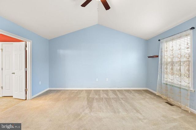 421 FLIGHT O ARROWS WAY, Martinsburg, WV 25403