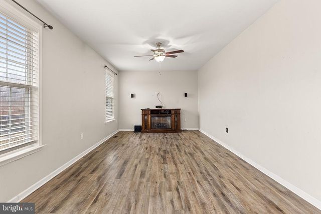 421 FLIGHT O ARROWS WAY, Martinsburg, WV 25403