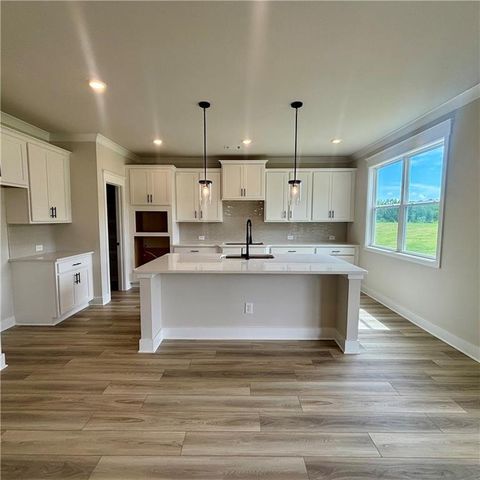 326 Scarlett Rose Way, Hoschton, GA 30548