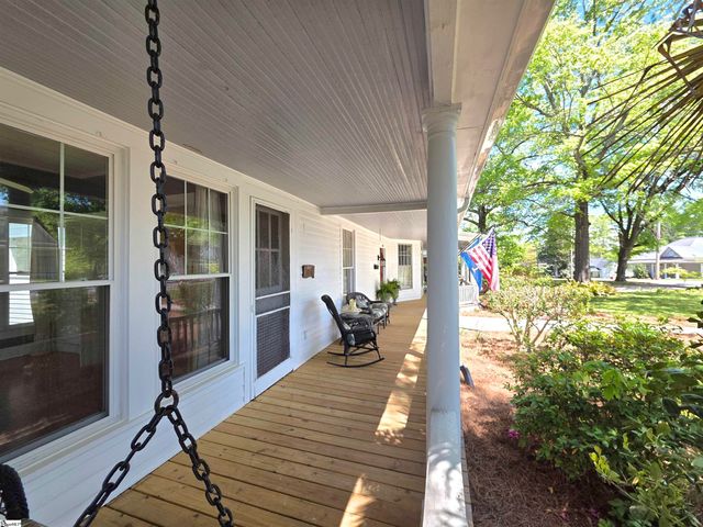 302 River Street, Belton, SC 29627