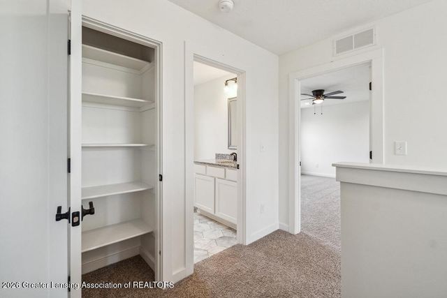 15312 Sherwood Lane, Lansing, MI 48906