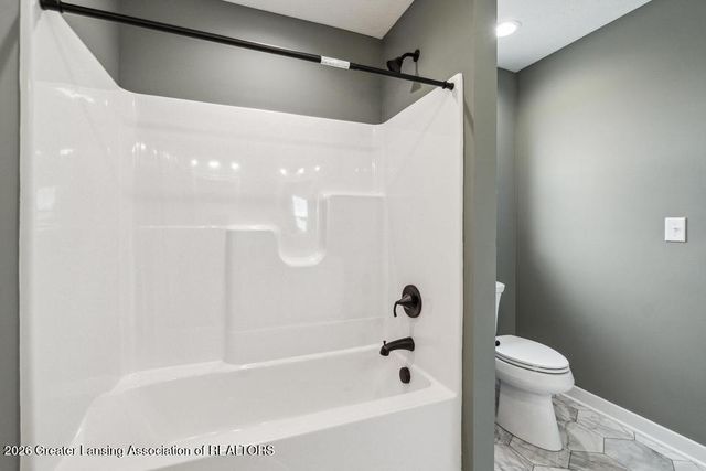 15312 Sherwood Lane, Lansing, MI 48906