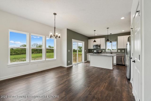 15312 Sherwood Lane, Lansing, MI 48906