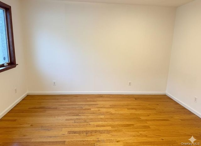 4033 191st Street Floor 2, Flushing, NY 11358