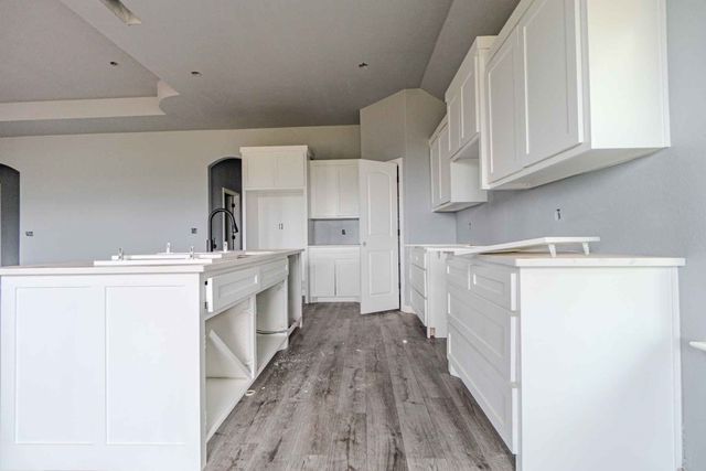 4019 Seminole Trail, Granbury, TX 76048