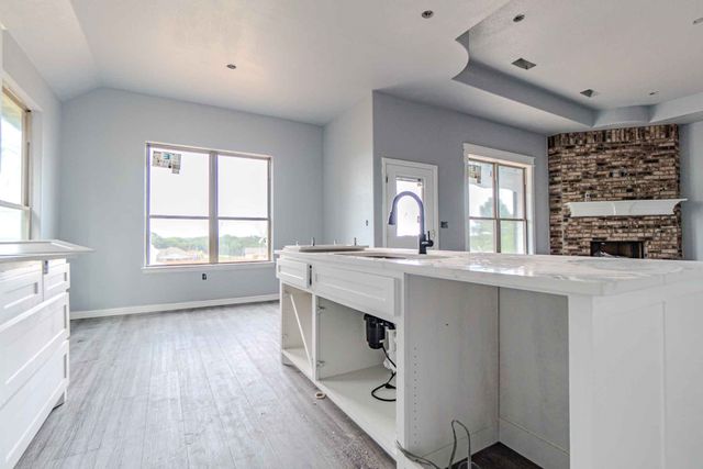 4019 Seminole Trail, Granbury, TX 76048