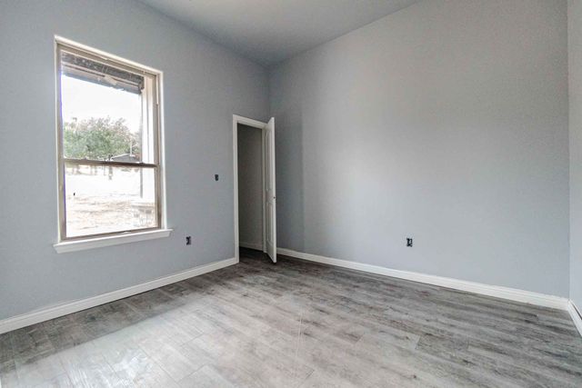 4019 Seminole Trail, Granbury, TX 76048