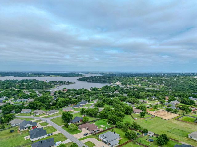 4019 Seminole Trail, Granbury, TX 76048