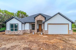 4019 Seminole Trail, Granbury, TX 76048