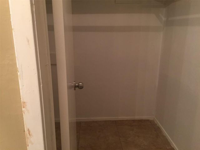 17318 Edgehaven Drive, Missouri City, TX 77489