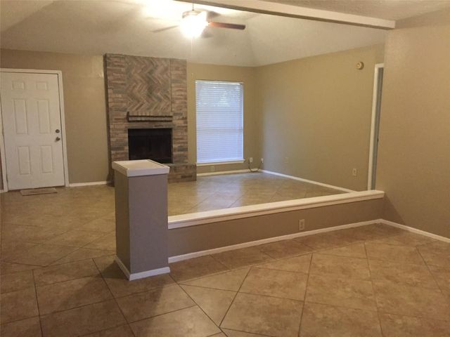 17318 Edgehaven Drive, Missouri City, TX 77489