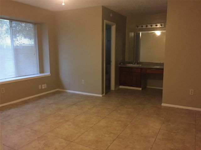 17318 Edgehaven Drive, Missouri City, TX 77489