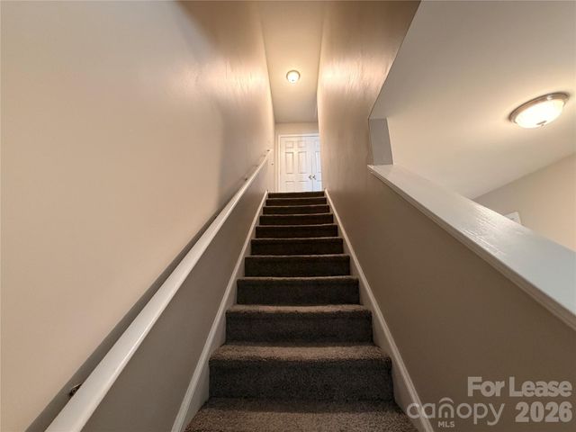 4413 Gondola Avenue, Charlotte, NC 28213