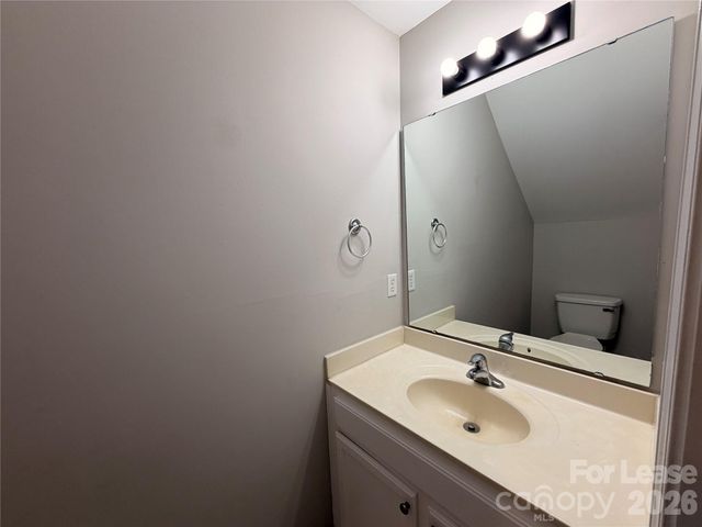 4413 Gondola Avenue, Charlotte, NC 28213