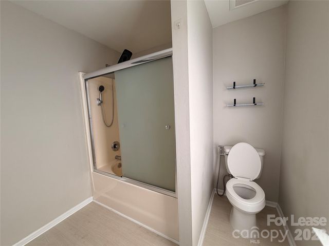 4413 Gondola Avenue, Charlotte, NC 28213