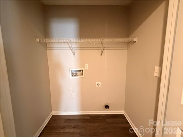 4413 Gondola Avenue, Charlotte, NC 28213