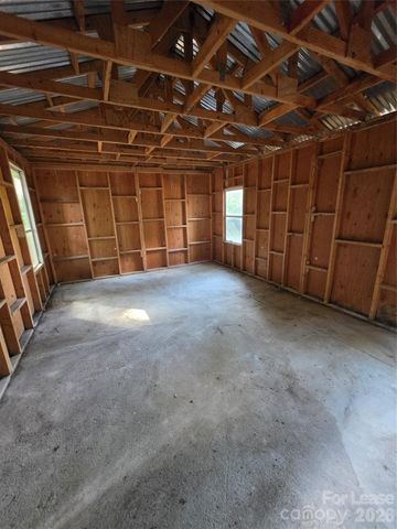 4413 Gondola Avenue, Charlotte, NC 28213